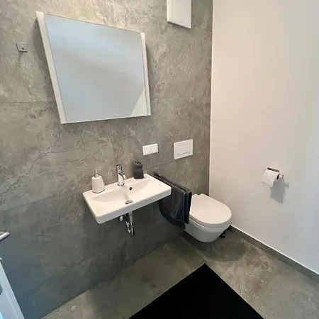 Schoene Neubauwohnung Naehe Frankfurt Und Flughafen *